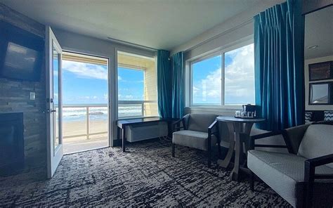 CHINOOK WINDS CASINO RESORT (Lincoln City) - Resort Reviews & Photos ...