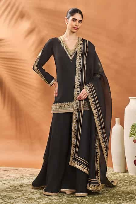 House of Masaba - Buy Masaba Gupta Sarees, Lehengas, Kurta Sets Online 2025