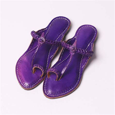 Tochi Veni Kolhapuri Women’s Leather Sandals | Kalapuri