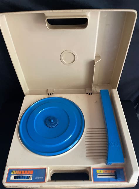 Vtg Fisher Price Record Player , Portable ,2 Speed 33& 44 Inch Record ...
