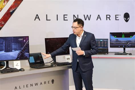 Alienware 笔记本 的图像结果