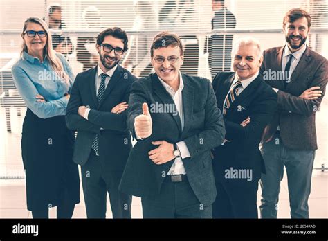 Business Man Giving Thumbs Up 的图像结果