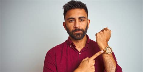 12 Of The Best Men's Watches Under ₹2000