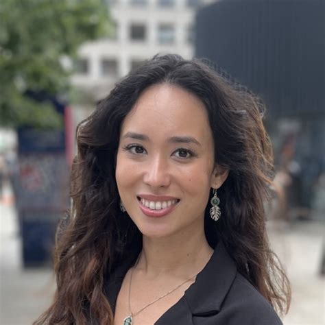 Daniella - English teacher - ₹7130/h