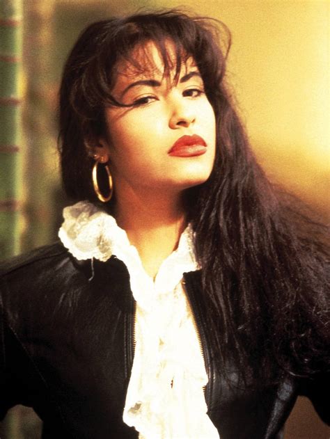 [100+] Selena Quintanilla Wallpapers | Wallpapers.com