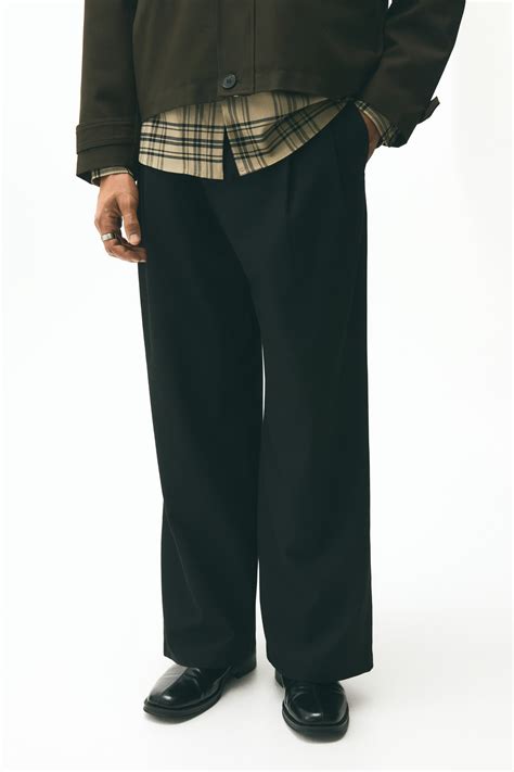 Loose Fit Trousers - Black - Men | H&M IN