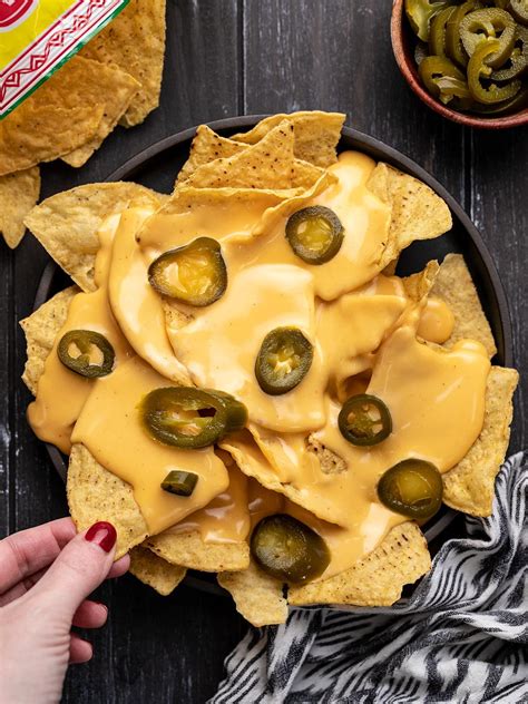 Easy Nacho Cheese Sauce Recipe