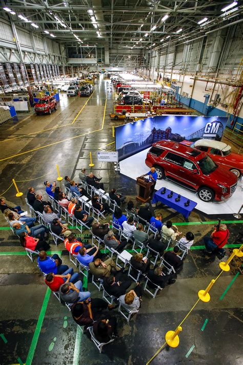 GM Foundation Grants $100,000 to Outreach in Arlington