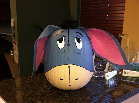 Eeyore pumpkin! | Pumpkin halloween decorations, Disney pumpkin, Disney ...