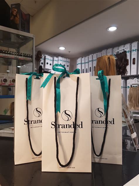 STRANDED INTERNATIONAL HAIR EXTENSIONS 18" CURLY #1 BLACK MAGIC REVIEW ...