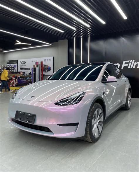 Tesla Model Y Wrap, Best Ravoony Twin Candy Grey Red Color Fliper Car Wrap Tesla Model Y Wrap ...