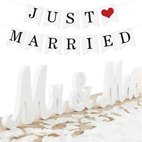 Amazon.com: Large Mr and Mrs Sign, Rustic Mr and Mrs Wooden Sign for Wedding Decor with Just ...