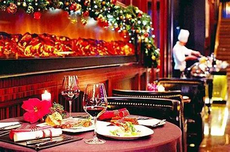 青岛无名小饭店，开了37年，招牌红烧虾比红烧肉还好吃！-食贫道-食贫道-哔哩哔哩视频