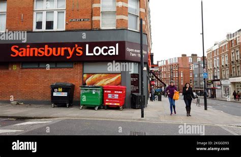 Sainsbury's Local Store 的图像结果