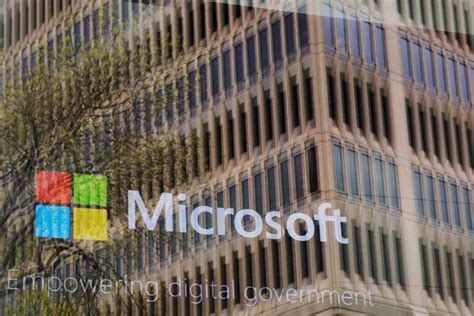 Microsoft unveils Azure Databricks, new AI tools for developers