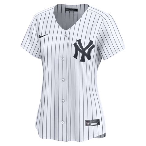 New York Yankees Shirts. Nike.com