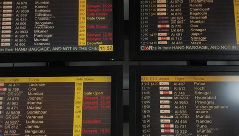 Passengers stranded due to technical snag in Delhi airport's ...