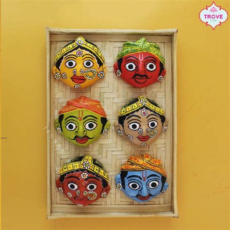 Set of 2 - Mini Cherial Wall Masks – Trove Craft India