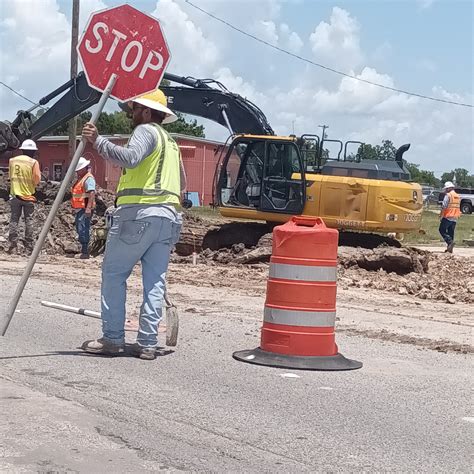 Qualified Flagger Training – Texas Wide Flagging Traffic Control LLC