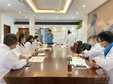 “国际学生中医药文化体验基地”在区中医医院启用-青岛西海岸新闻网