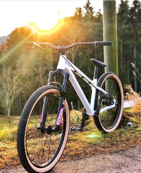 Bildergebnis für dirt jump bike