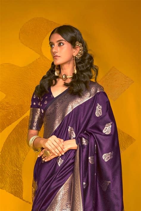 Buy Purple Handloom Weaving Silk Saree online-Nitaraa