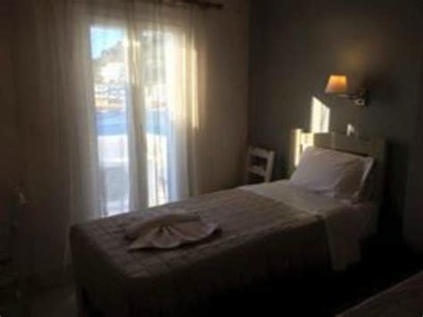 ILIOS HOTEL (Loutro) - Lodge Reviews & Photos - Tripadvisor