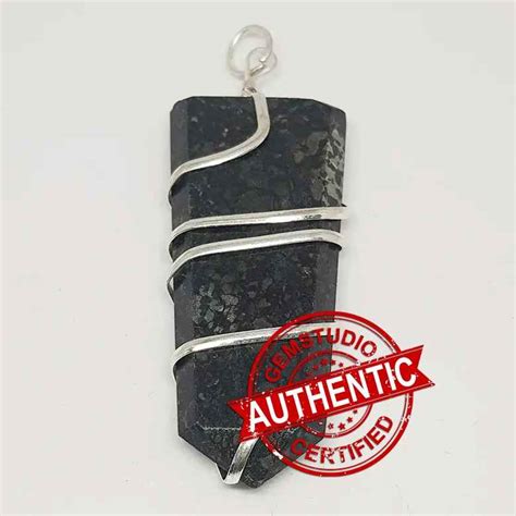 Nuummite Spiral Pencil Pendant – Gemobia