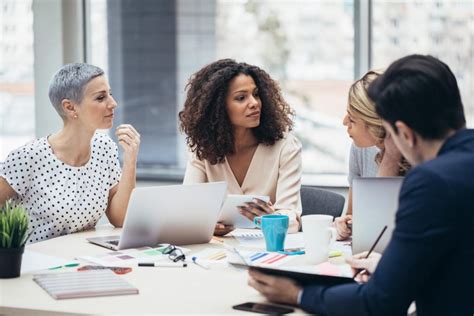 Insurance Industry 的图像结果