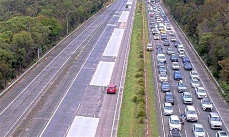 Medical emergency causes huge 16km traffic jam on the M1 in another ...