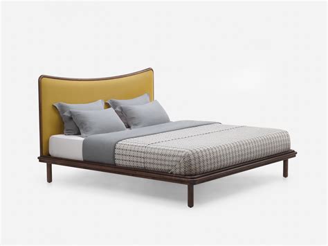 Carlton Bed – De La Espada | Papillon Interiors UK