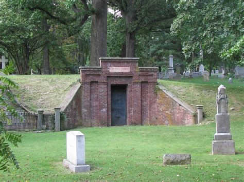 A Grave Interest: Mausoleums, Crypts, and Tombs (Oh My!)