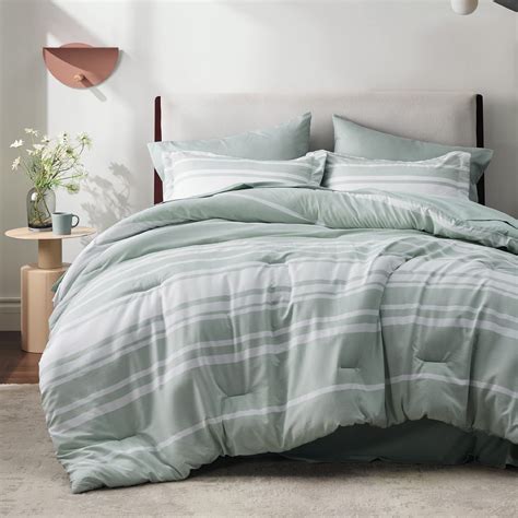 Snapklik.com : Bed In A Bag King Size 7 Pieces, Sage Green White ...