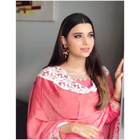 Nimrat Khaira HD Wallpapers | Images | Suit HD Pics
