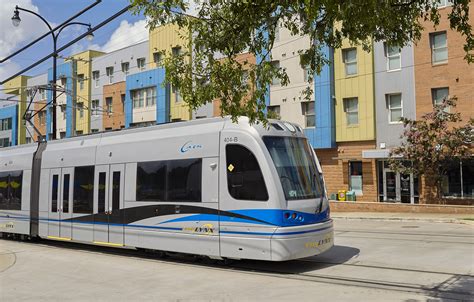 Siemens Mobility battery operated streetcars enter revenue service in ...