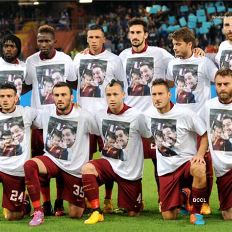 Gestures of Respect in Sports- The Etimes Photogallery Page 8