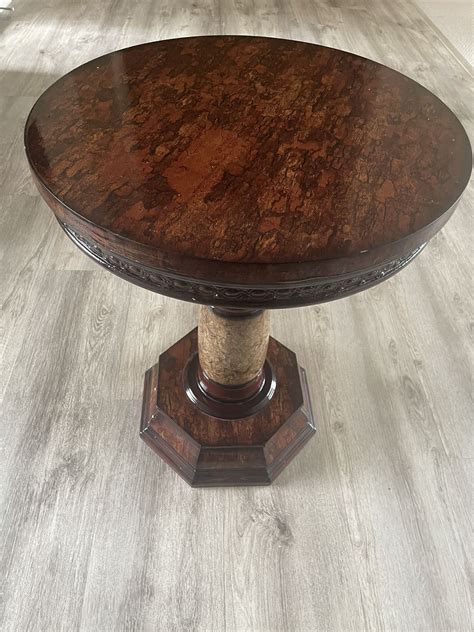 Gorgeous Wood Side/ Cocktail Table for Sale in Scottsdale, AZ - OfferUp