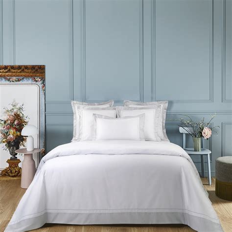 Luxury Bedding: bed linens, coverlets, and duvet covers - Yves Delorme ...