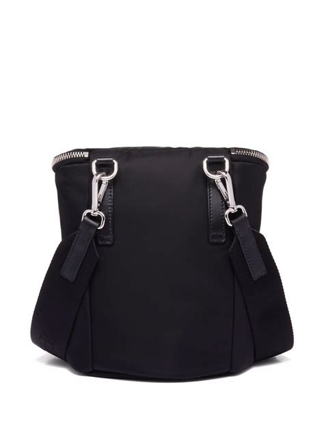 Prada Re-Nylon logo-plaque Shoulder Bag - Farfetch