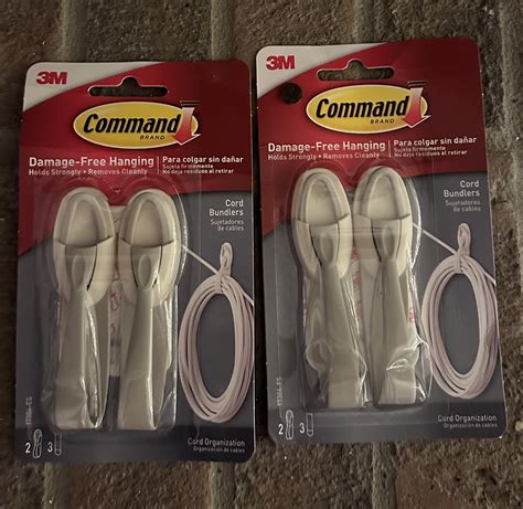 How to Layer Garland on the Mantel - allisonskiff.com