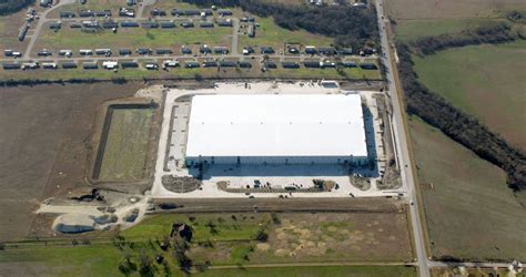 News | Supplier for Tesla Signs 262,000-Square-Foot Industrial Lease in ...