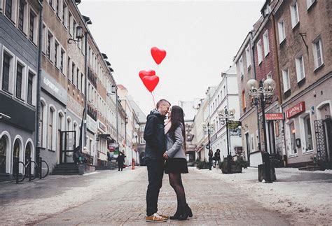 fun ideas for married couples in the bedroom