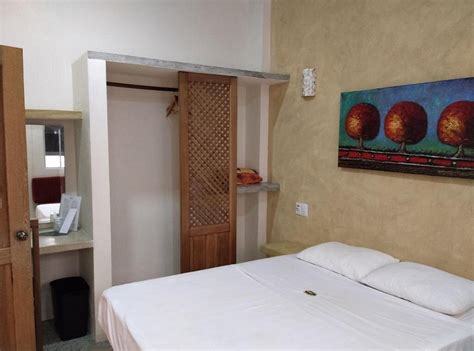 HOTEL PUERTA DEL SOL (Barra de Navidad) - Lodging Reviews & Photos ...