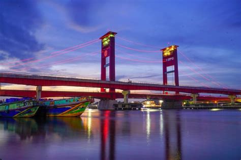 Jembatan ampera Images - Free Download on Freepik