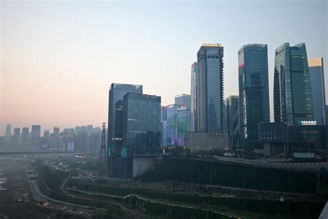 重庆江北嘴中央商务区，实力媲美上海陆家嘴，不愧为西部第一城,时事,地区发展,好看视频