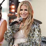 Jessica Simpson’s Bra Wardrobe Malfunction on Today