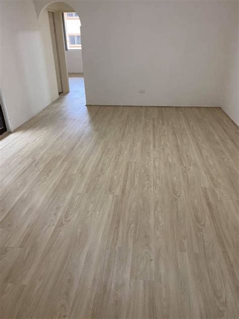 SPC Vinyl White Oak - Viaduct Imports