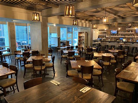 The Farm House Nashville | Southern Restaurant Downtown Near Broadway