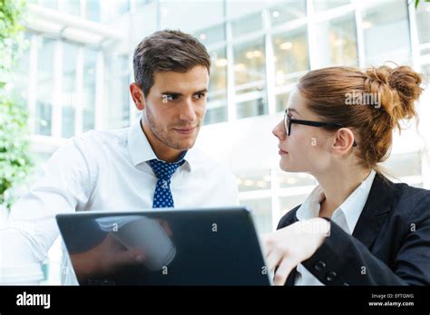 Bussiness People Meeting 的图像结果