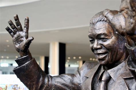 Nelson Mandela on Humility - Sermon Illustrations from Sermon Illustration Ideas